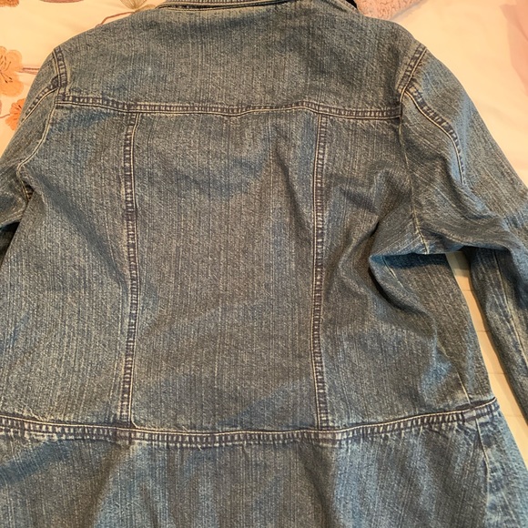 Women’s denim jacket - Picture 5 of 6